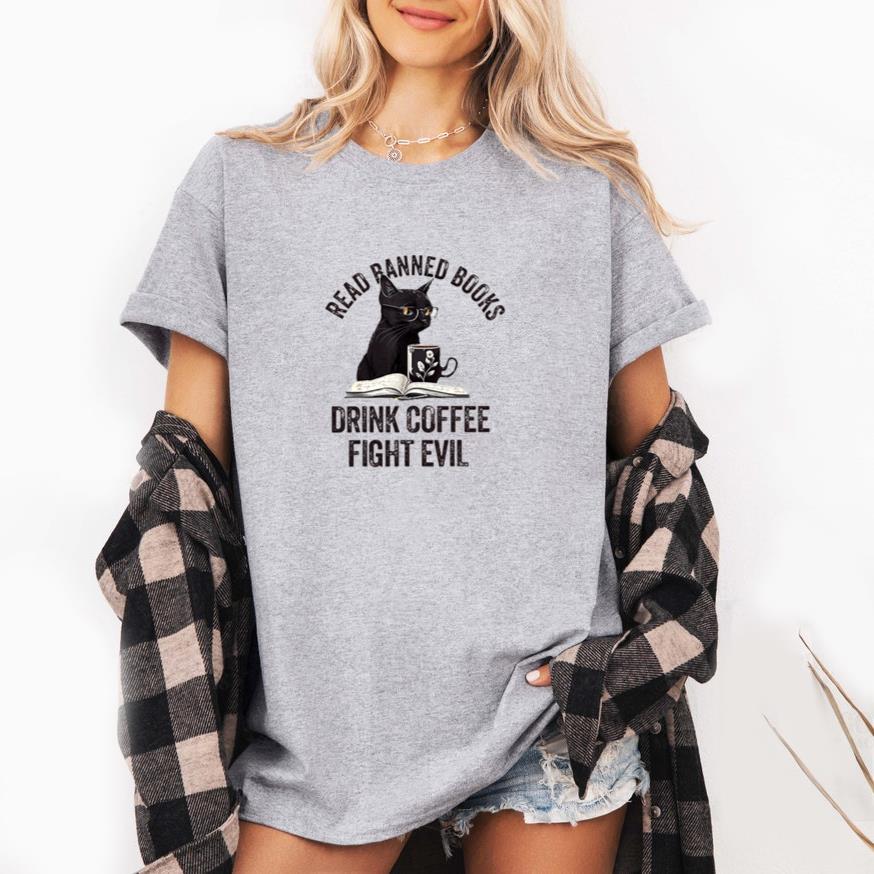 I Read Banned Books Lover BookWorm Love Banned Books T-Shirt